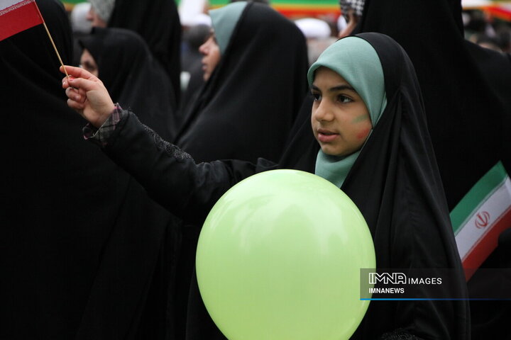 راهپیمایی یوم الله 22 بهمن در آمل
