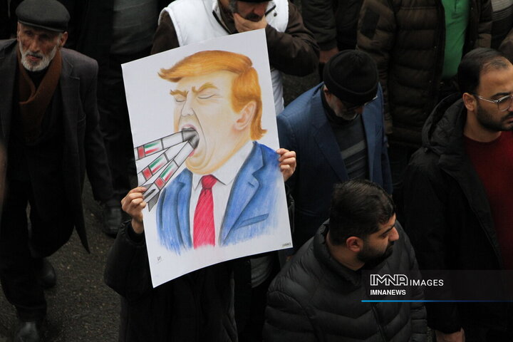 راهپیمایی یوم الله 22 بهمن در آمل