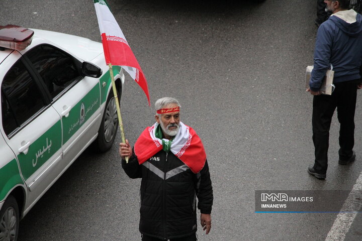 راهپیمایی یوم الله 22 بهمن در آمل