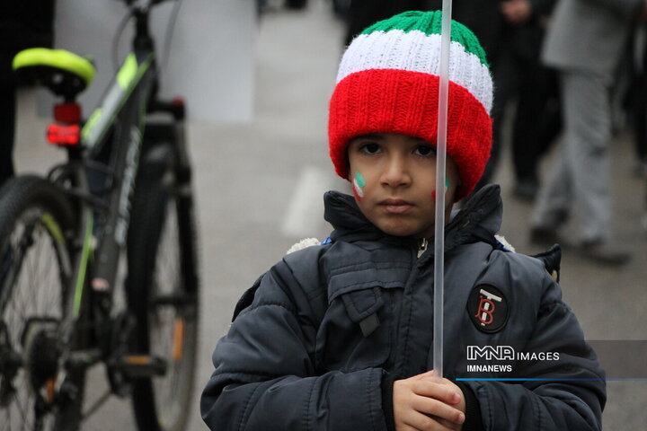 راهپیمایی یوم الله 22 بهمن در آمل