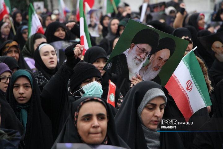 راهپیمایی یوم الله 22 بهمن در آمل