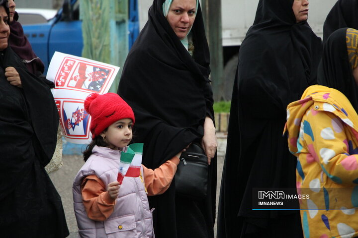 راهپیمایی یوم الله 22 بهمن در آمل