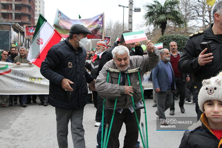 راهپیمایی یوم الله 22 بهمن در آمل
