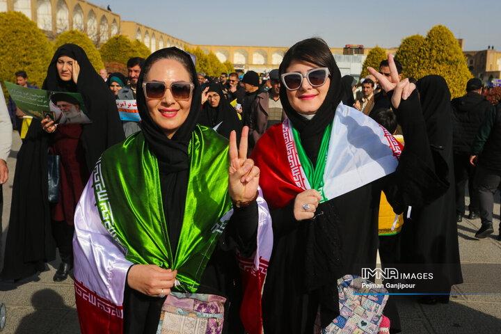 راهپیمایی یوم‌الله ۲۲ بهمن در اصفهان - 2