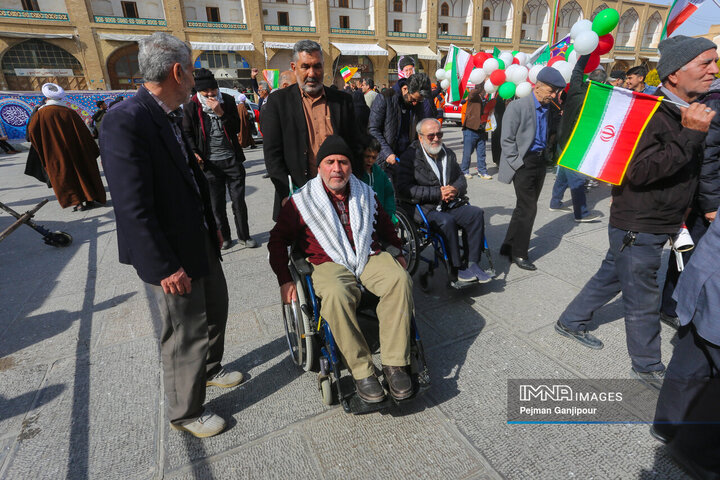 راهپیمایی یوم‌الله ۲۲ بهمن در اصفهان - 2