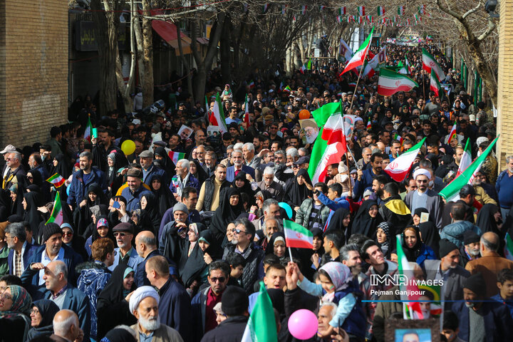 راهپیمایی یوم‌الله ۲۲ بهمن در اصفهان - 2