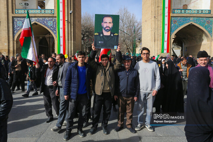 راهپیمایی یوم‌الله ۲۲ بهمن در اصفهان - 2