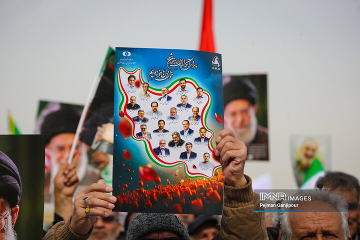 راهپیمایی یوم‌الله ۲۲ بهمن در اصفهان - 2