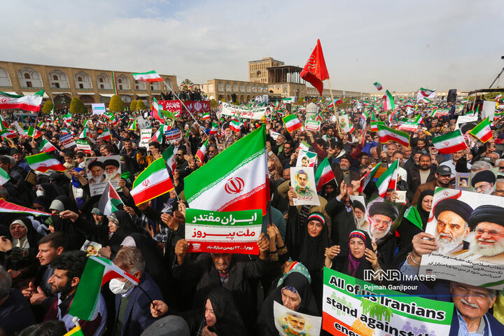 راهپیمایی یوم‌الله ۲۲ بهمن در اصفهان - 2