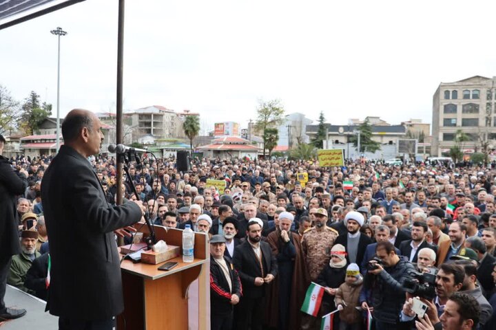 استقلال و تمامیت ارضی ایران بزرگ‌ترین دستاورد انقلاب اسلامی است
