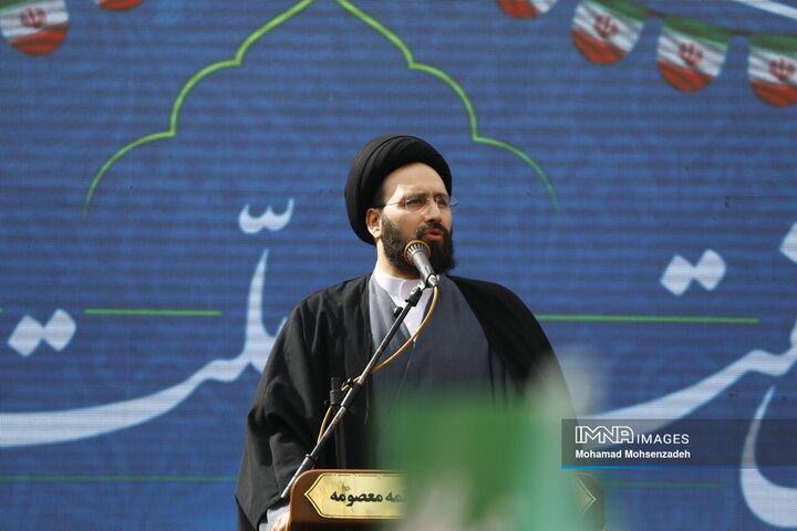 راهپیمایی یوم الله 22 بهمن در قم