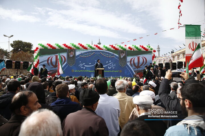 راهپیمایی یوم الله 22 بهمن در قم