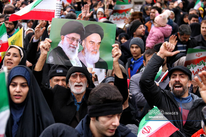 راهپیمایی یوم الله 22 بهمن در کرمانشاه