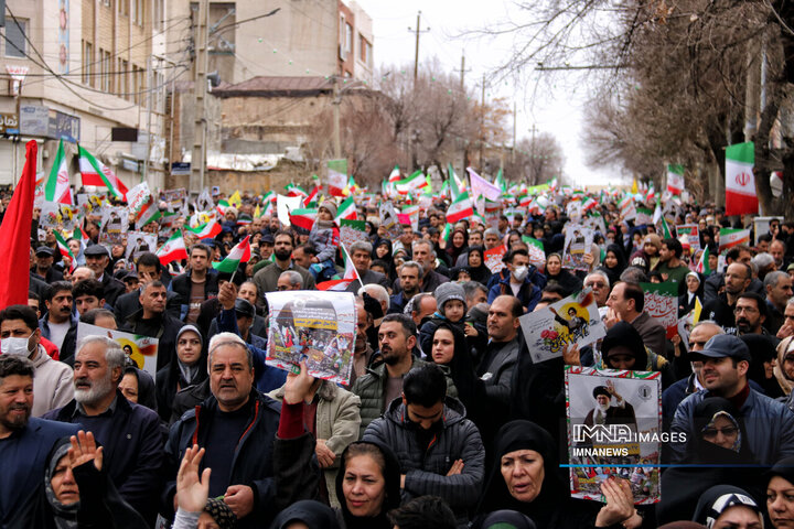 راهپیمایی یوم الله 22 بهمن در کرمانشاه