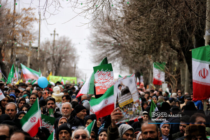راهپیمایی یوم الله 22 بهمن در کرمانشاه