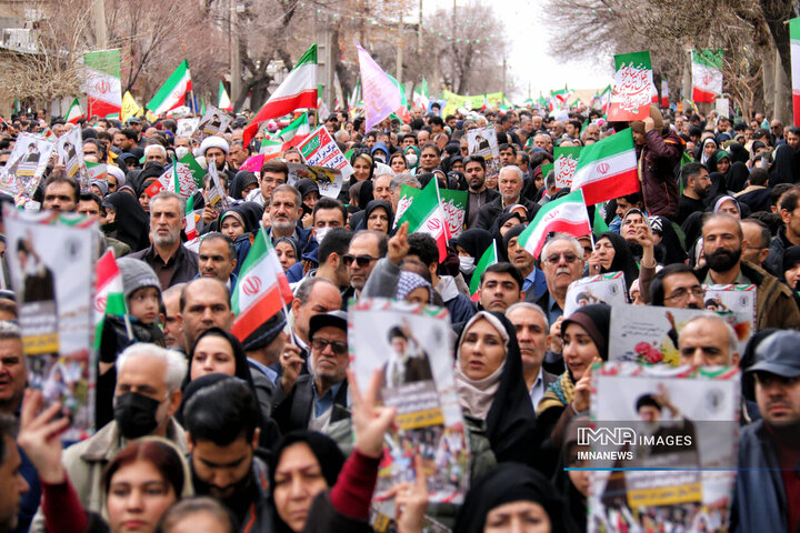 راهپیمایی یوم الله 22 بهمن در کرمانشاه
