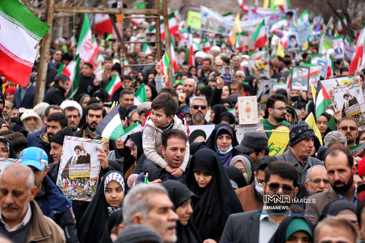 راهپیمایی یوم الله 22 بهمن در کرمانشاه