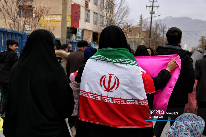 راهپیمایی یوم الله 22 بهمن در کرمانشاه