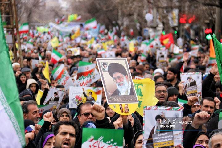 راهپیمایی یوم الله 22 بهمن در کرمانشاه