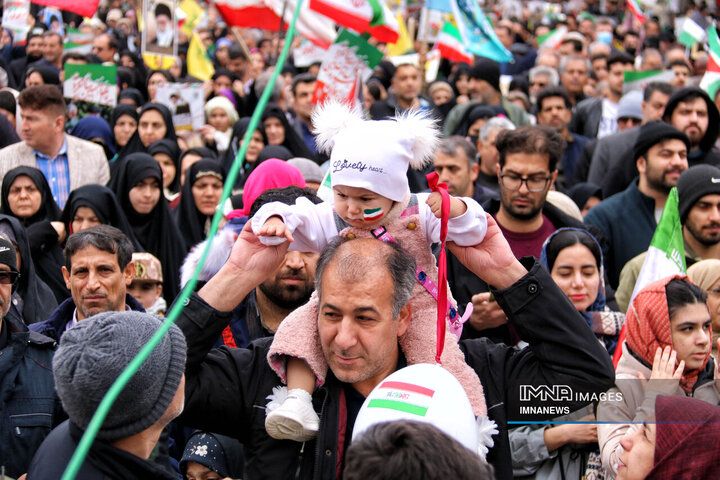 راهپیمایی یوم الله 22 بهمن در کرمانشاه