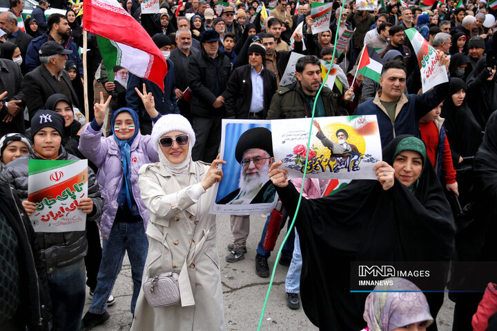 راهپیمایی یوم الله 22 بهمن در کرمانشاه
