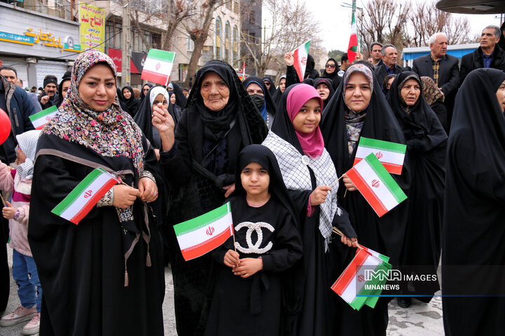 راهپیمایی یوم الله 22 بهمن در کرمانشاه