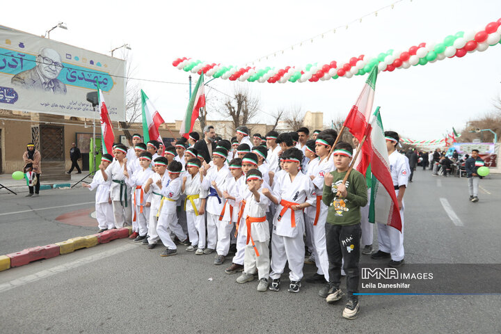 راهپیمایی یوم الله 22 بهمن در یزد