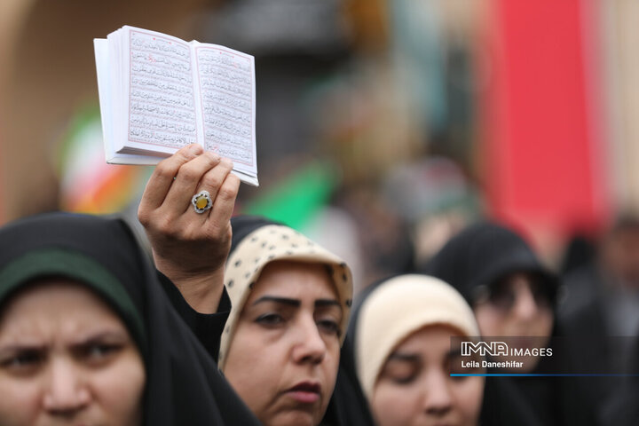 راهپیمایی یوم الله 22 بهمن در یزد