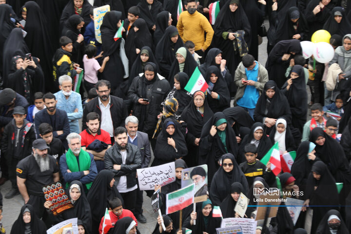 راهپیمایی یوم الله 22 بهمن در یزد