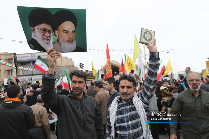 راهپیمایی یوم الله 22 بهمن در یزد