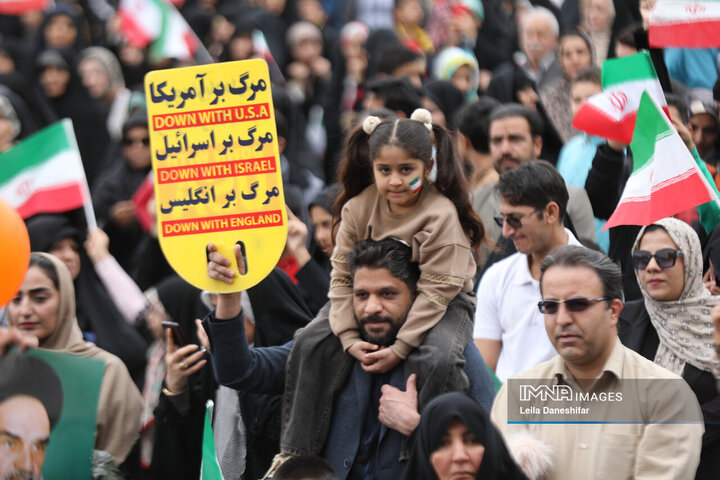 راهپیمایی یوم الله 22 بهمن در یزد