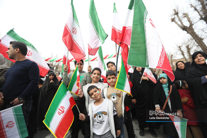 راهپیمایی یوم الله 22 بهمن در یزد