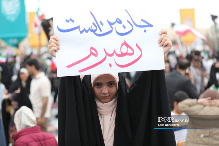 راهپیمایی یوم الله 22 بهمن در یزد