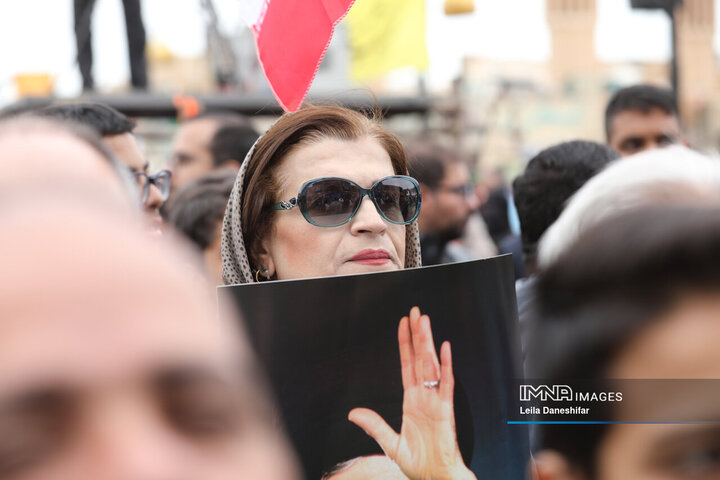 راهپیمایی یوم الله 22 بهمن در یزد