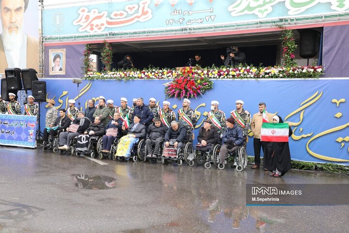 راهپیمایی یوم الله 22 بهمن در تبریز