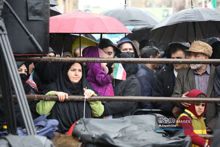 راهپیمایی یوم الله 22 بهمن در تبریز