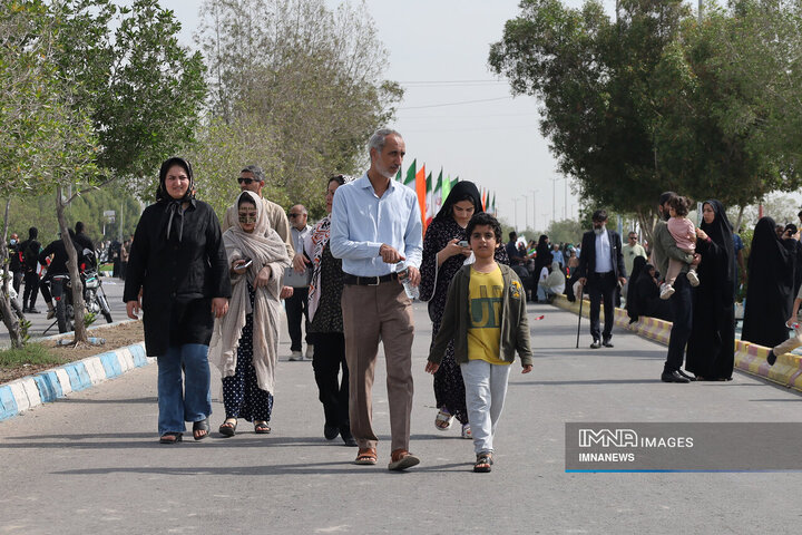 راهپیمایی یوم الله 22 بهمن در بندر عباس