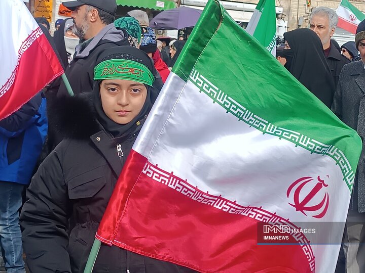 راهپیمایی یوم الله 22 بهمن در زنجان