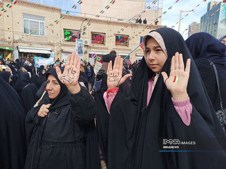 راهپیمایی یوم الله 22 بهمن در زنجان