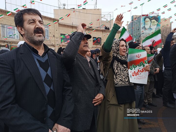 راهپیمایی یوم الله 22 بهمن در زنجان