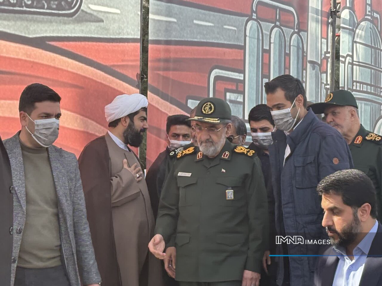 حضور محسن رضایی در مراسم راهپیمایی ۲۲ بهمن اصفهان