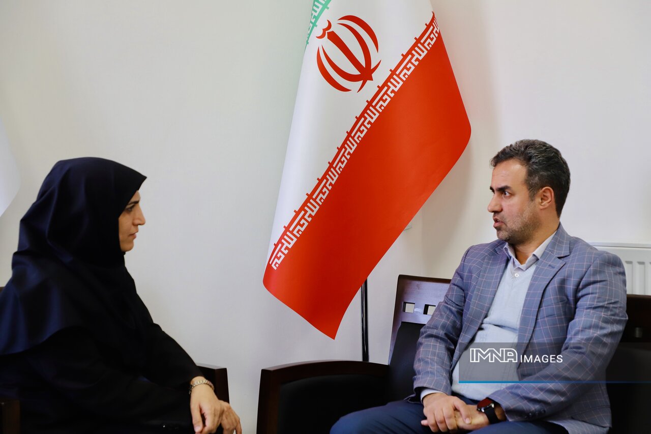 سهم هفت‌گانه منطقه ۶ از «بسته پرواز  اصفهان» با اعتبار یک همت/تحقق خواسته‌های دیرینه مردم