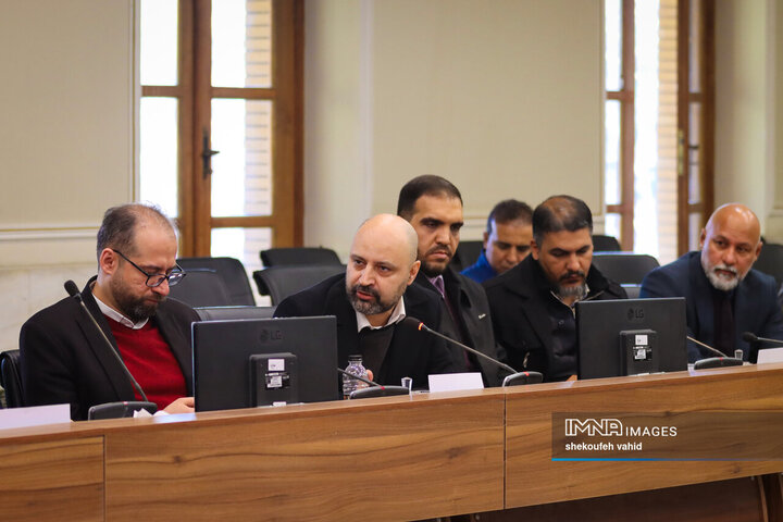 جلسه «میز هوش مصنوعی» استان اصفهان