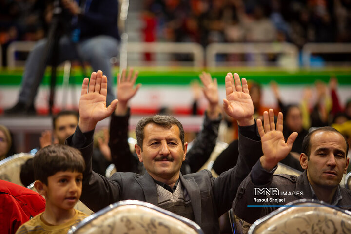 جشن دهه فجر خانواده اتوبوسرانی شهرداری اصفهان
