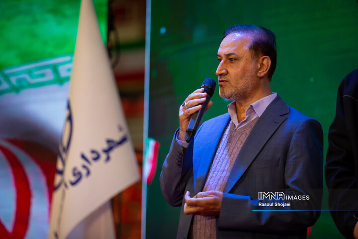 جشن دهه فجر خانواده اتوبوسرانی شهرداری اصفهان