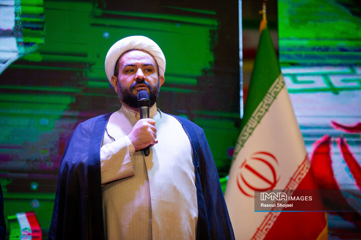 جشن دهه فجر خانواده اتوبوسرانی شهرداری اصفهان