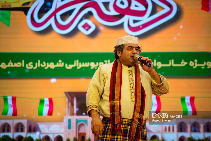 جشن دهه فجر خانواده اتوبوسرانی شهرداری اصفهان