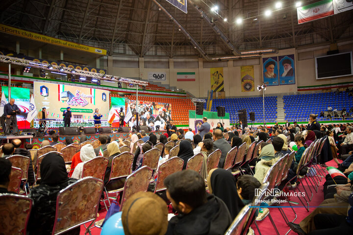 جشن دهه فجر خانواده اتوبوسرانی شهرداری اصفهان