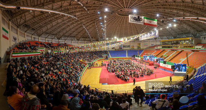 جشن دهه فجر خانواده اتوبوسرانی شهرداری اصفهان