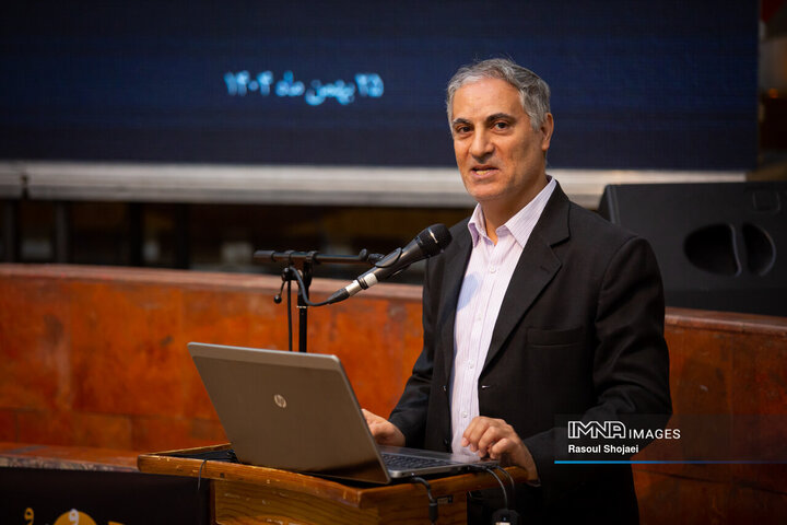 شهرداری‌ها باید در خط مقدم مقابله با جنگ شناختی باشند